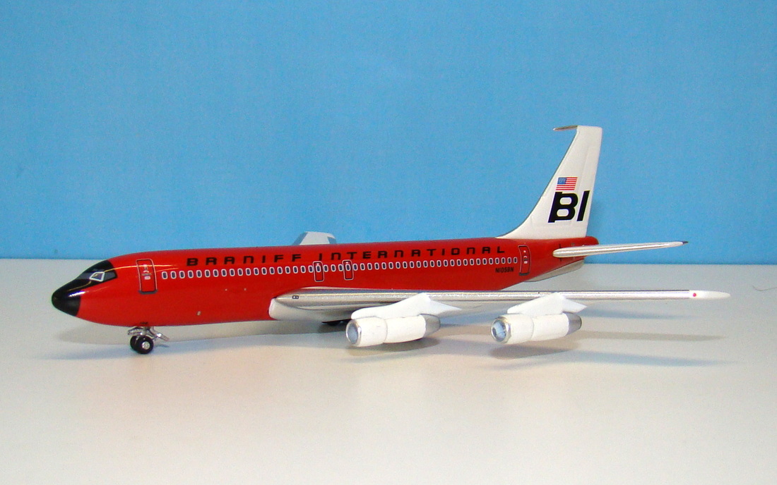 Jellybean Roos: Braniff 707-138Bs - YESTERDAY'S AIRLINES