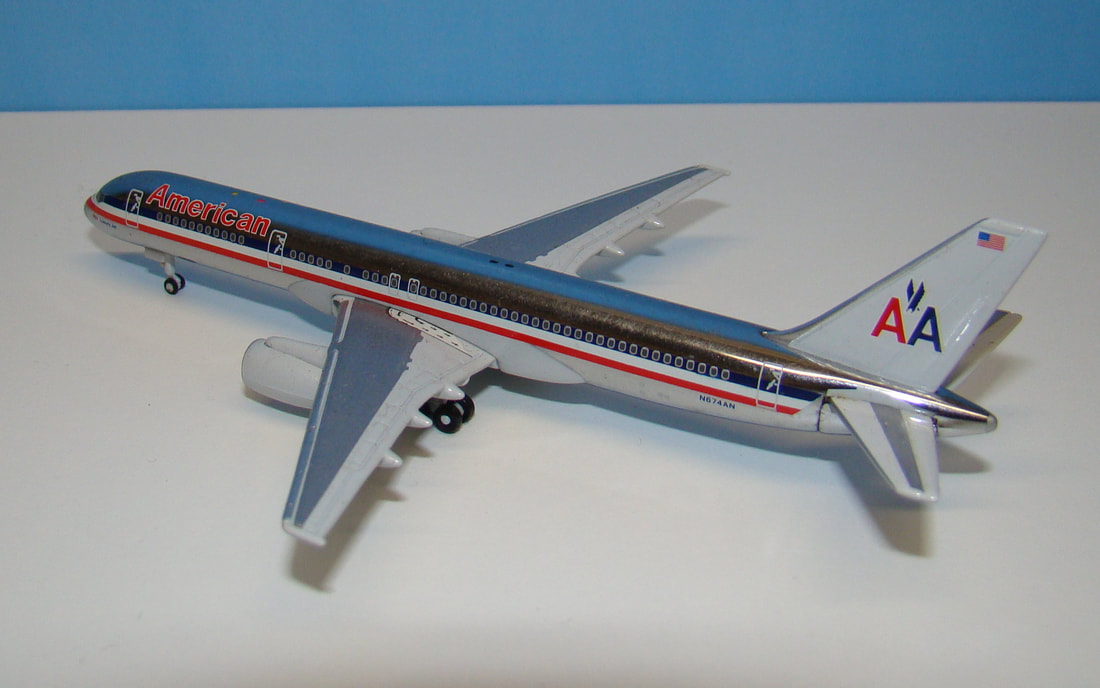 American Airlines OLD LIVERY COLORS AA AIRPORT PLAY SET & Model Aircraft Playset 