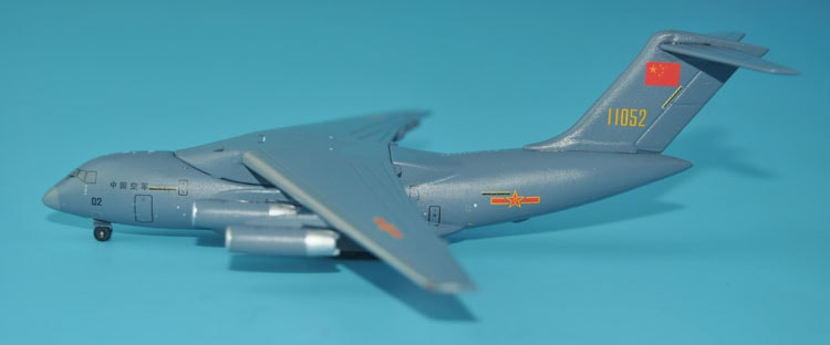 NG Model 20006 Xi'an Y-20 Chinese Army no.2 11052 in 1:400 scale 
